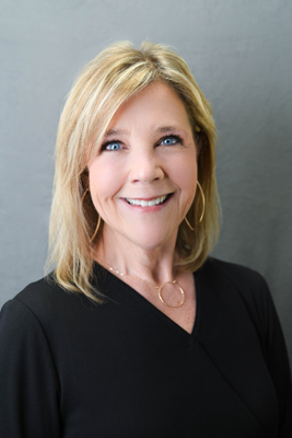 lisa woodard customer service representative