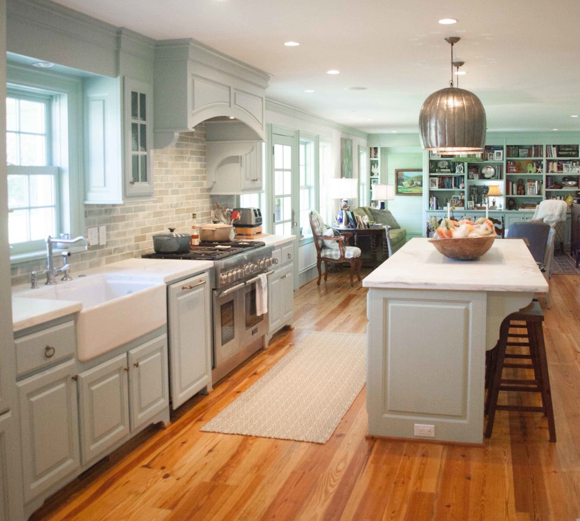 farmhouse kitchen